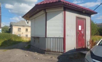 Владельцы необычных объектов разыскиваются в Мурманске Павильон
