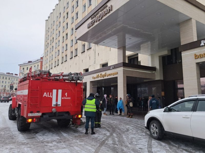 ЧП в отеле Пожарные
