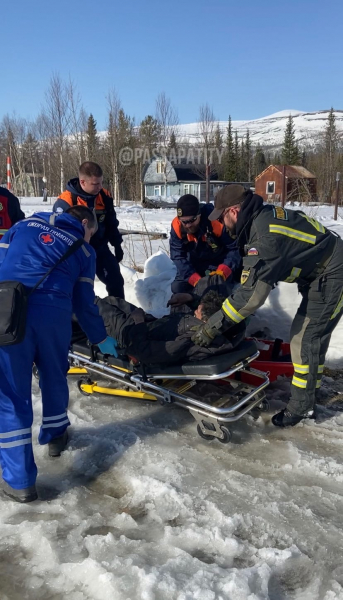 Сбежавшего из психбольницы в Мурманской области мужчину нашли дачники Спасатели