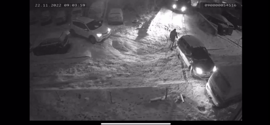 Момент нелепого ДТП в Мурманске попал на видео авария