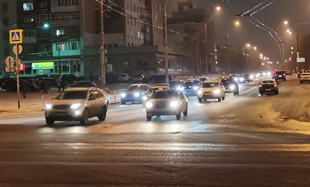 В Мурманске массово проверяют водителей Автомомбили