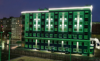 В Мурманске подсветили еще одно здание Здание