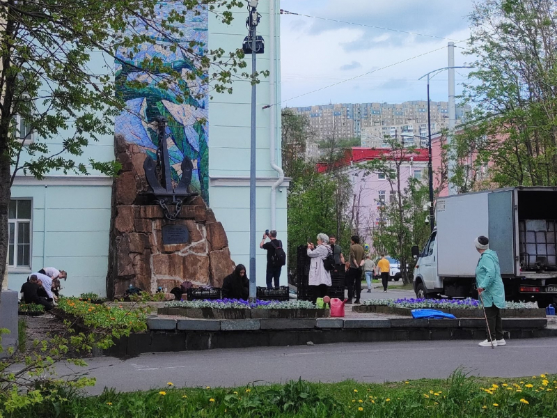 Центр Мурманска ждет яркое преображение Цветы