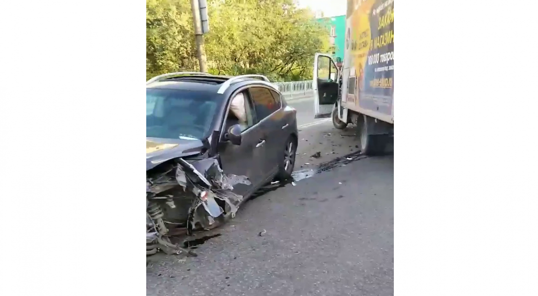 Последствия жуткой аварии в Мурманске попали на видео ДТП