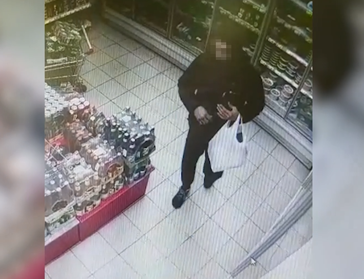 Кража из супермаркета Кража