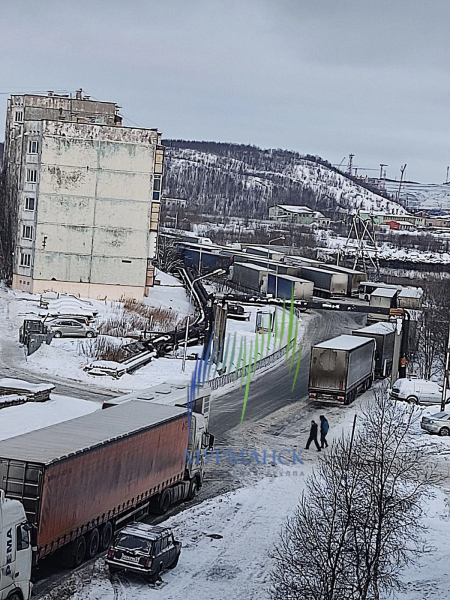 Северяне пожаловались на отравляющую жизнь проблему в Мурманске Мурманск