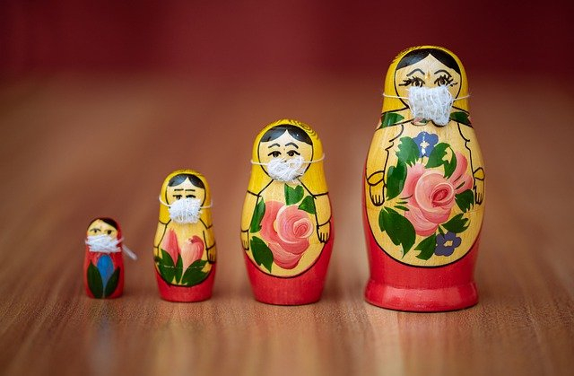 В Заполярье рассказали, как сократить время в очереди на прививку от COVID-19, фото Матрешки