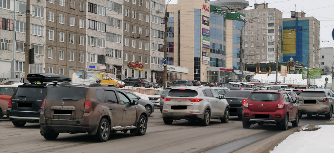 Мурманск встал в огромных пробках Пробка