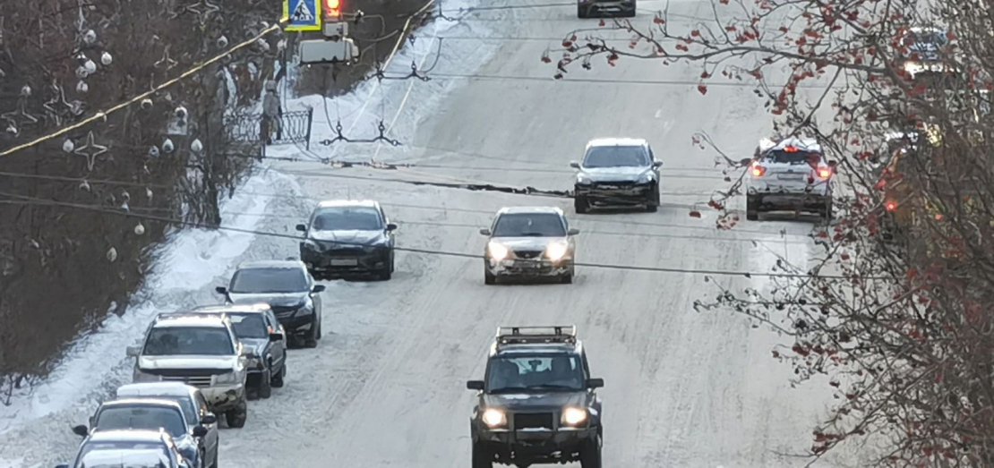 В Мурманске запретят парковку на нескольких улицах Дорога