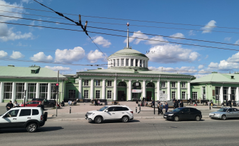 Хорошая новость. Автобусы возвращаются на привокзальную площадь Мурманска Вокзал