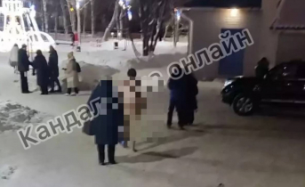 Разгуливающий по улице голый мужчина шокировал северян Мужчина