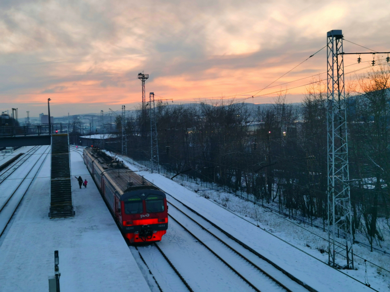 Спуск лавин В Мурманской области ограничат движение поездов
