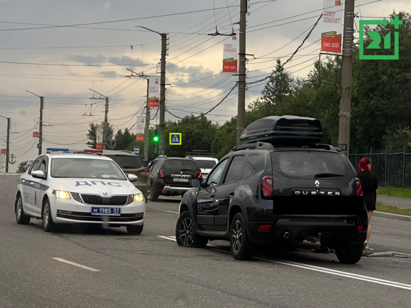 В Мурманске произошла странная авария Авария