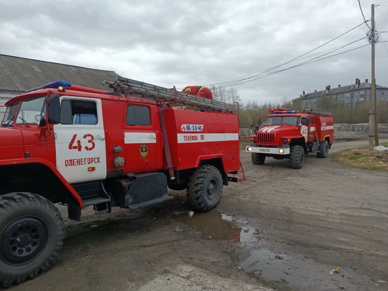 Торговый центр горел в Мурманской области Пожарные