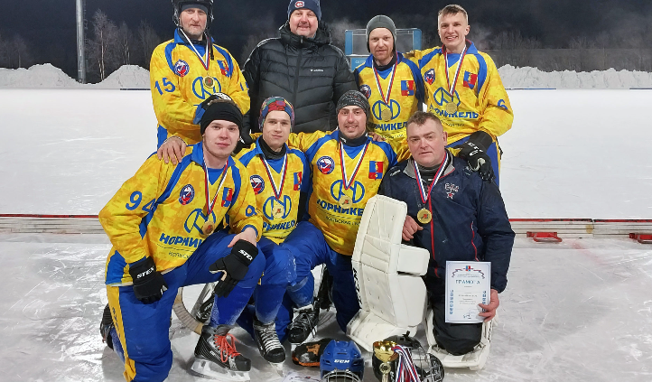 Сборная Кольской ГМК стала чемпионом Мончегорска по хоккею с мячом Сборная Кольской ГМК стала чемпионом Мончегорска по хоккею с мячом