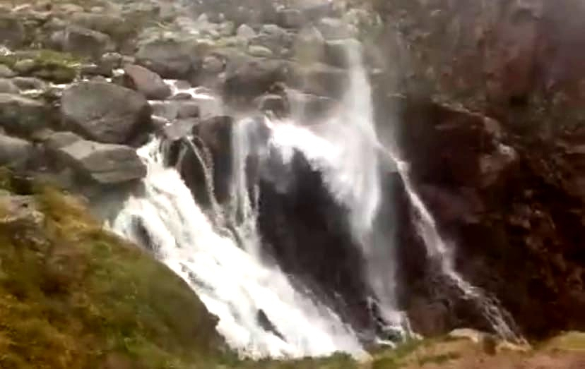 Водопад Мурманская область