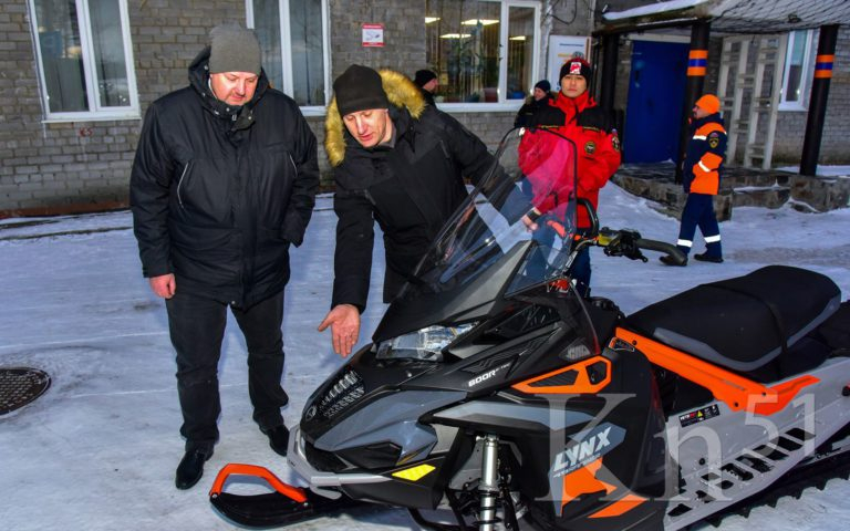 Приобрести новый снегоход мончегорским спасателям помогла Кольская ГМК