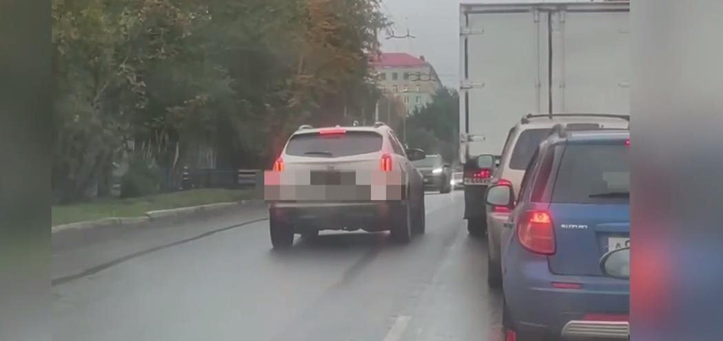 Возмутительный поступок северянина попал на видео в Мурманске Мурманск