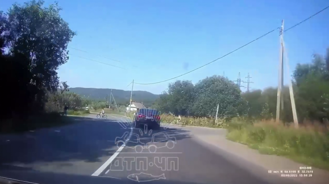 Водитель чудом избежал трагедии в Мурманской области Дорога