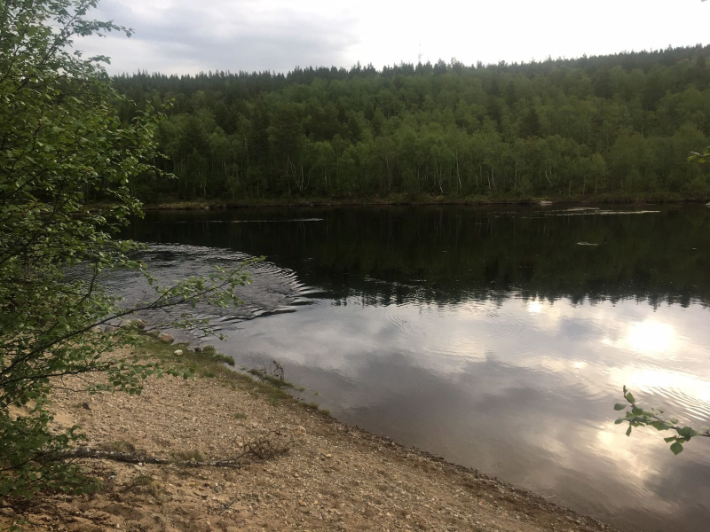 Река