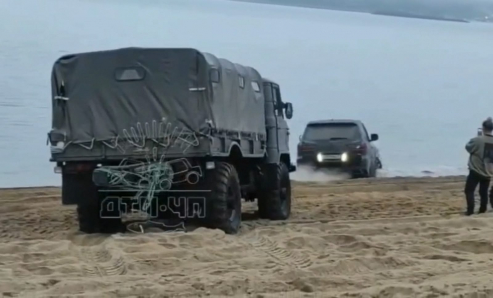 Утопленный автомобиль Авто