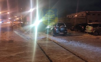 Поступок автоледи в Мурманске привел к проблемам Поезд