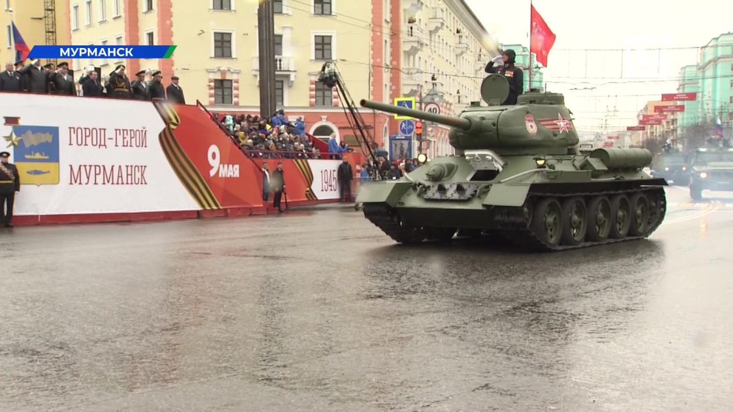 Т-34 едет в Мурманске Т-34