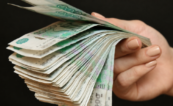 Средняя зарплата выросла в России на 72 тысячи рублей Купюры