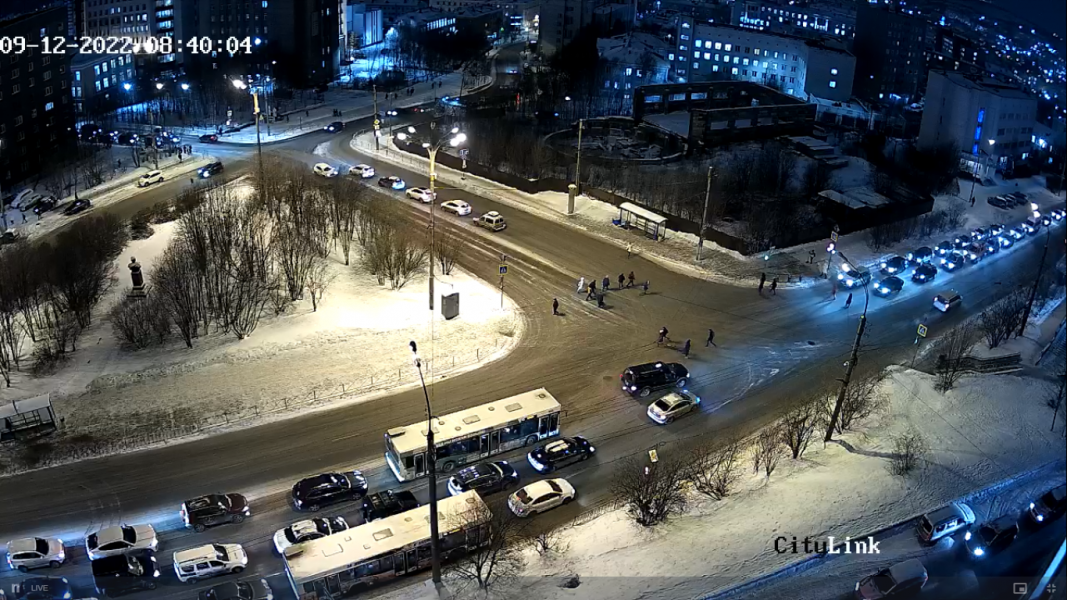 Водители застряли в огромной пробке в центре Мурманска Пробки