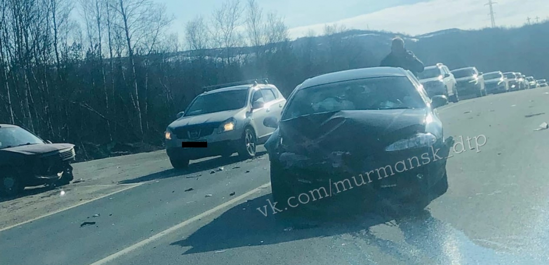 На трассе в Мурманске произошла жесткая авария ДТП