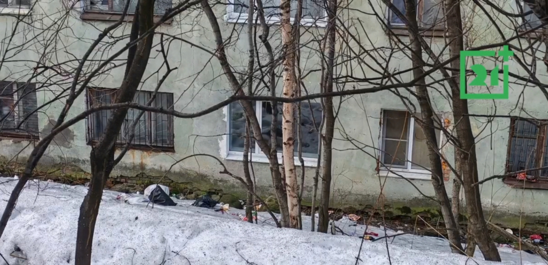 «Просто свиньи». Ужасная картина предстала перед северянами в Мурманске Мусор