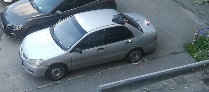 Автомобиль