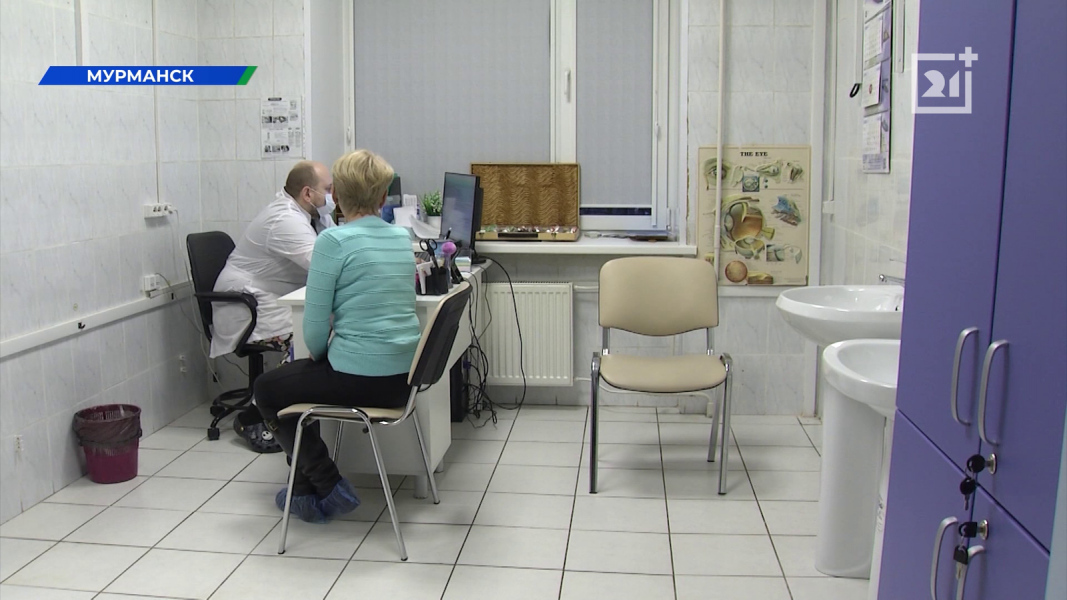 В областную клиническую больницу прибыл медицинский шаттл с пациентами из Печенгской ЦРБ Больница