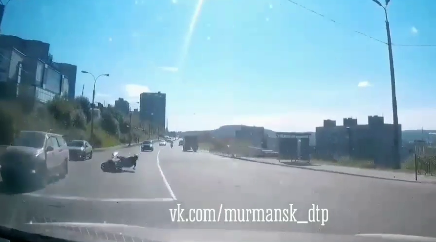 Момент ДТП с мотоциклом в Мурманске попал на видео ДТП