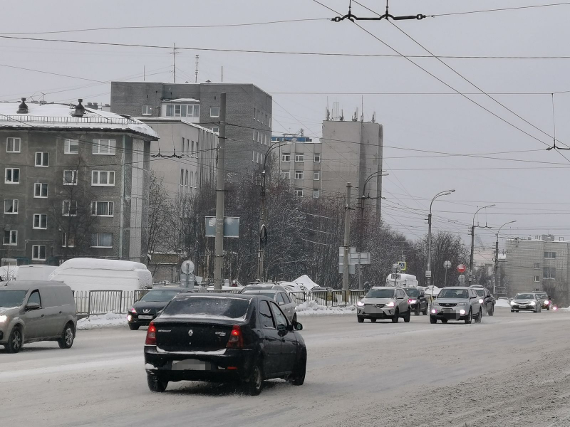 Мурманчанин днем устроил дебош в баре Мурманск