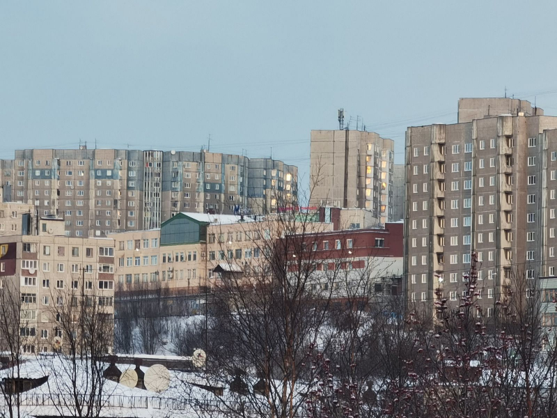 Ночной поход в магазин закончился для молодой мурманчанки отделением полиции Мурманск