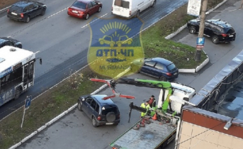 В Мурманске массово эвакуируют автомобили Эвакуация