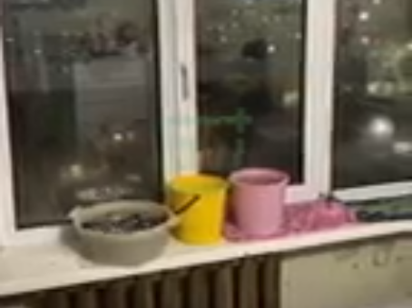 Зима с дождями: в Мурманске затопило квартиру квартира