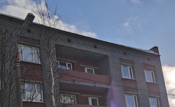 Северянку шокировало состояние общежития в Мурманской области Дом