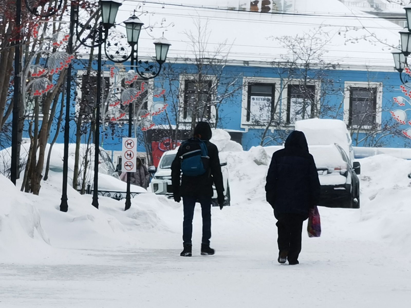 Северянин оказался в колонии строгого режима за серьезное преступление Прохожие