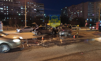 Вечером в Мурманске произошла целая серия аварий ДТП